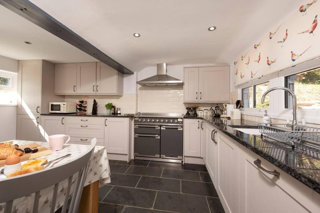 Charming Riverside Cottage In Snowdonia National Park Tanygrisiau 外观 照片