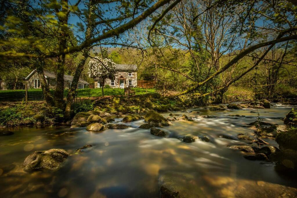 Charming Riverside Cottage In Snowdonia National Park Tanygrisiau 外观 照片