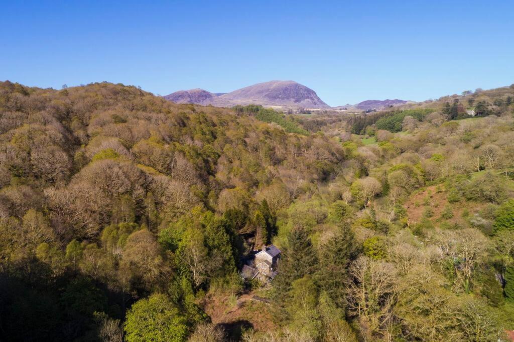 Charming Riverside Cottage In Snowdonia National Park Tanygrisiau 外观 照片