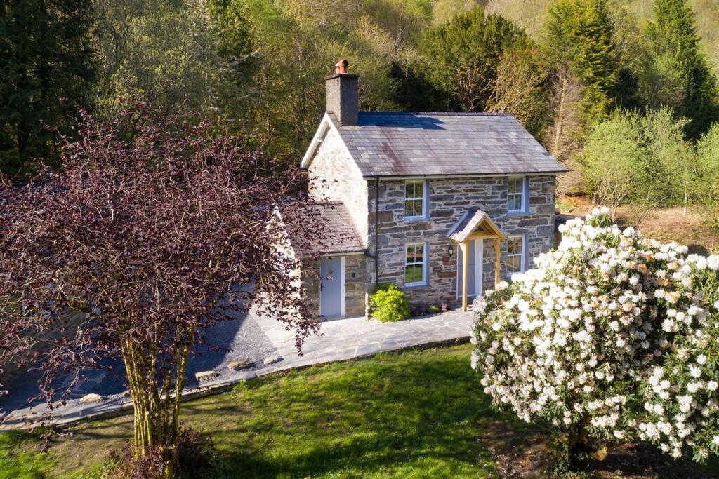 Charming Riverside Cottage In Snowdonia National Park Tanygrisiau 外观 照片
